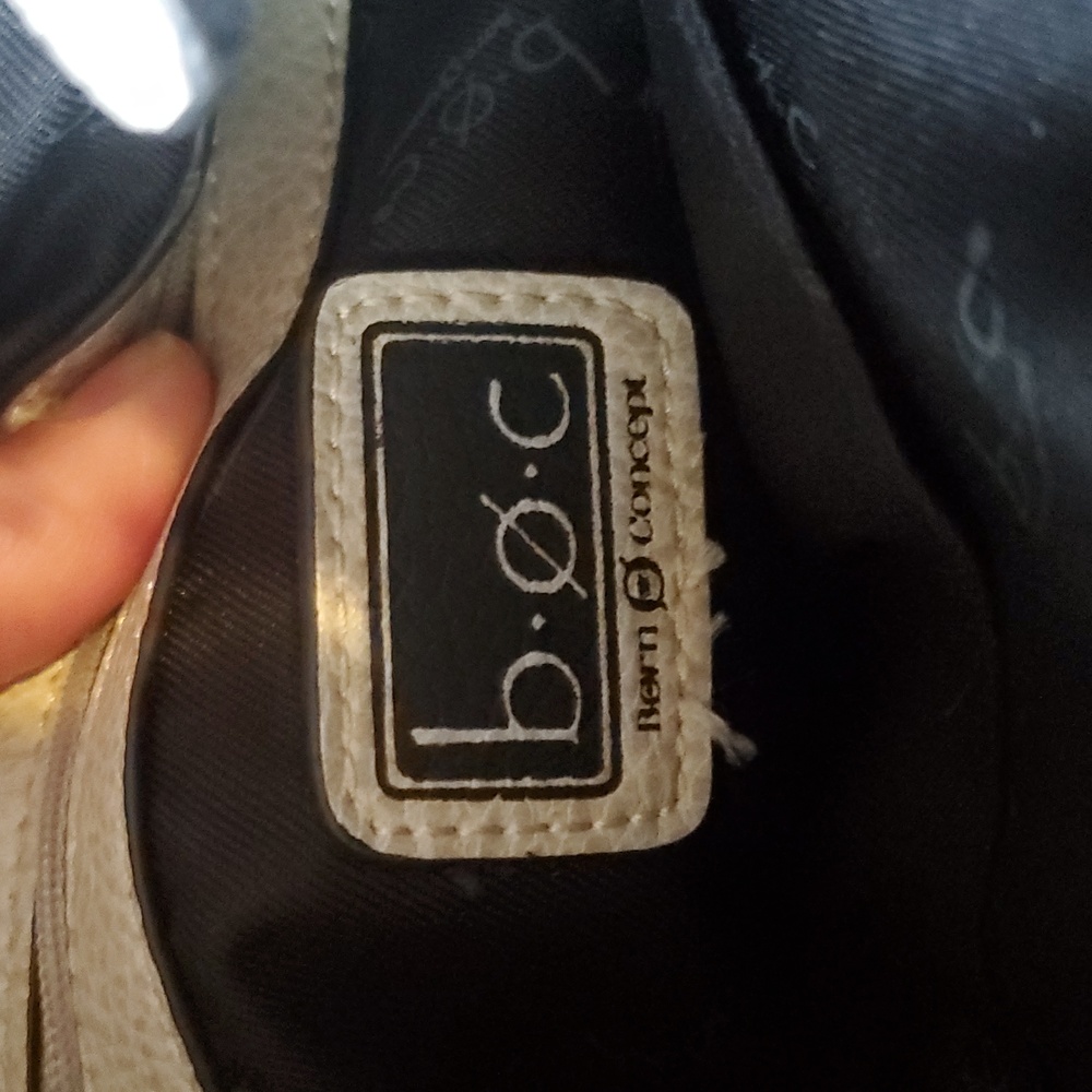 b.o.c Cross Body Purse - Picture 2 of 8
